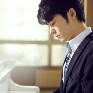 姐夫给我一只高一级毛片儿。
